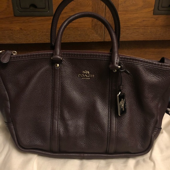 Coach Handbags - COACH Bordeaux Handbag EUC
